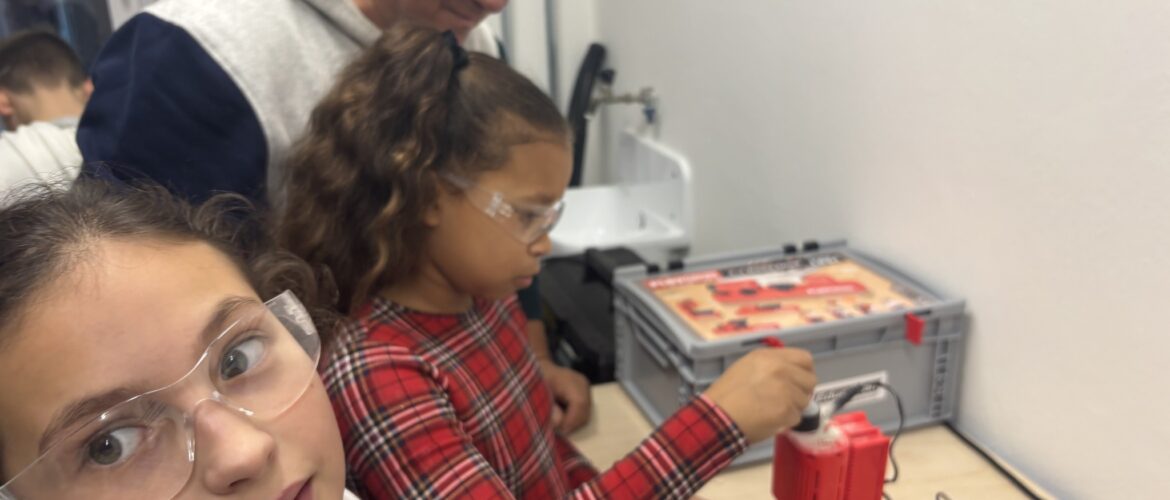 Design and Technology Class